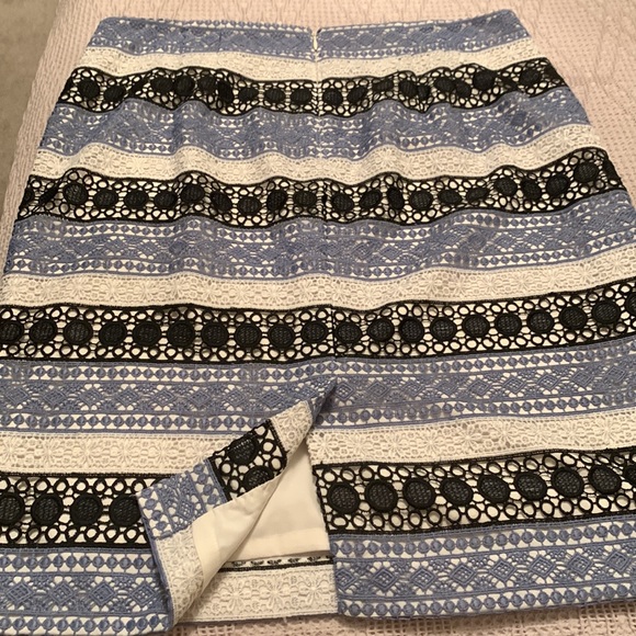 Talbots skirt with blue and white crocheted overlay - Picture 3 of 5